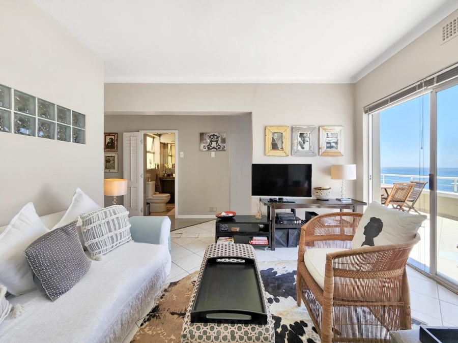 2 Bedroom Property for Sale in Sea Point Western Cape